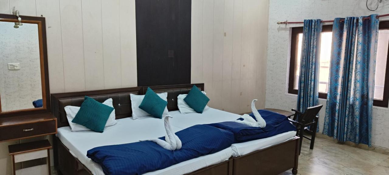 Bluestays Hostel Rishīkesh Εξωτερικό φωτογραφία