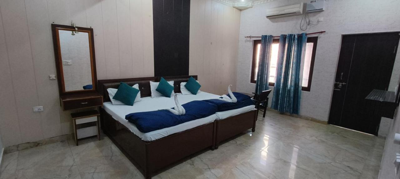 Bluestays Hostel Rishīkesh Εξωτερικό φωτογραφία