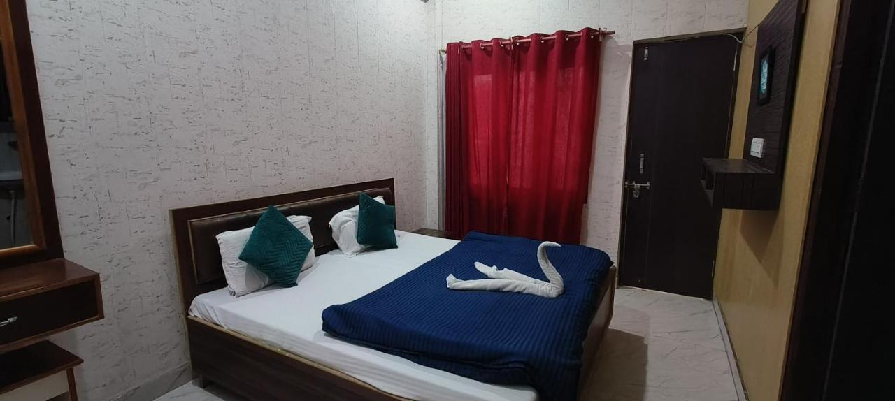 Bluestays Hostel Rishīkesh Εξωτερικό φωτογραφία